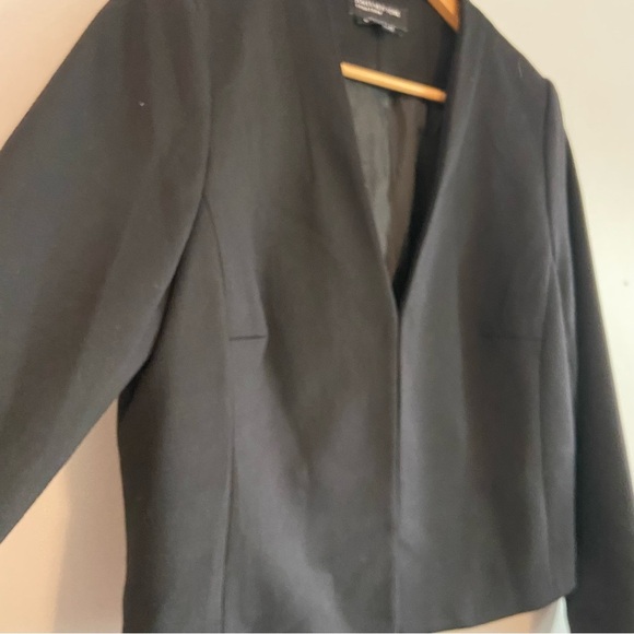 Jones New York Black Blazer Cropped Suit Jacket - Picture 4 of 7